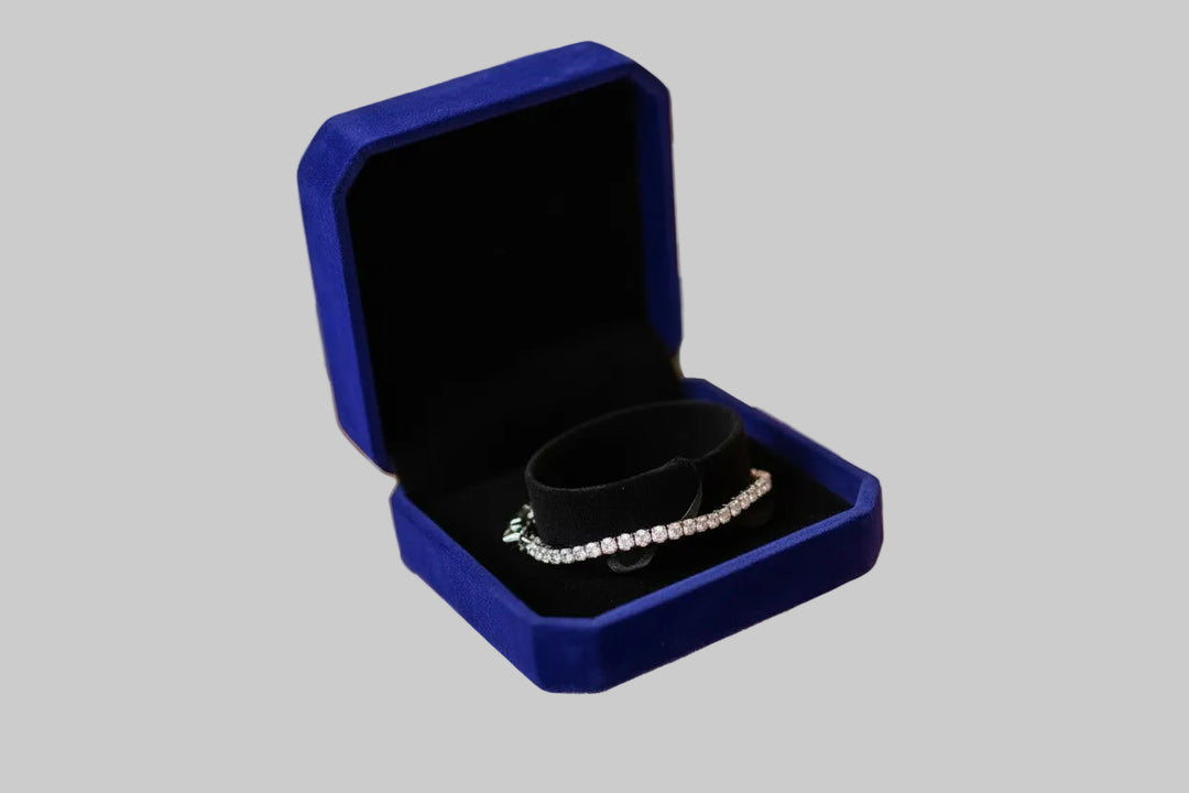 925 prabos sidabrinė teniso apyrankė su skaidriais cirkoniais